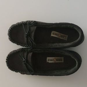 Minnetonka Moccasin in Charcoal